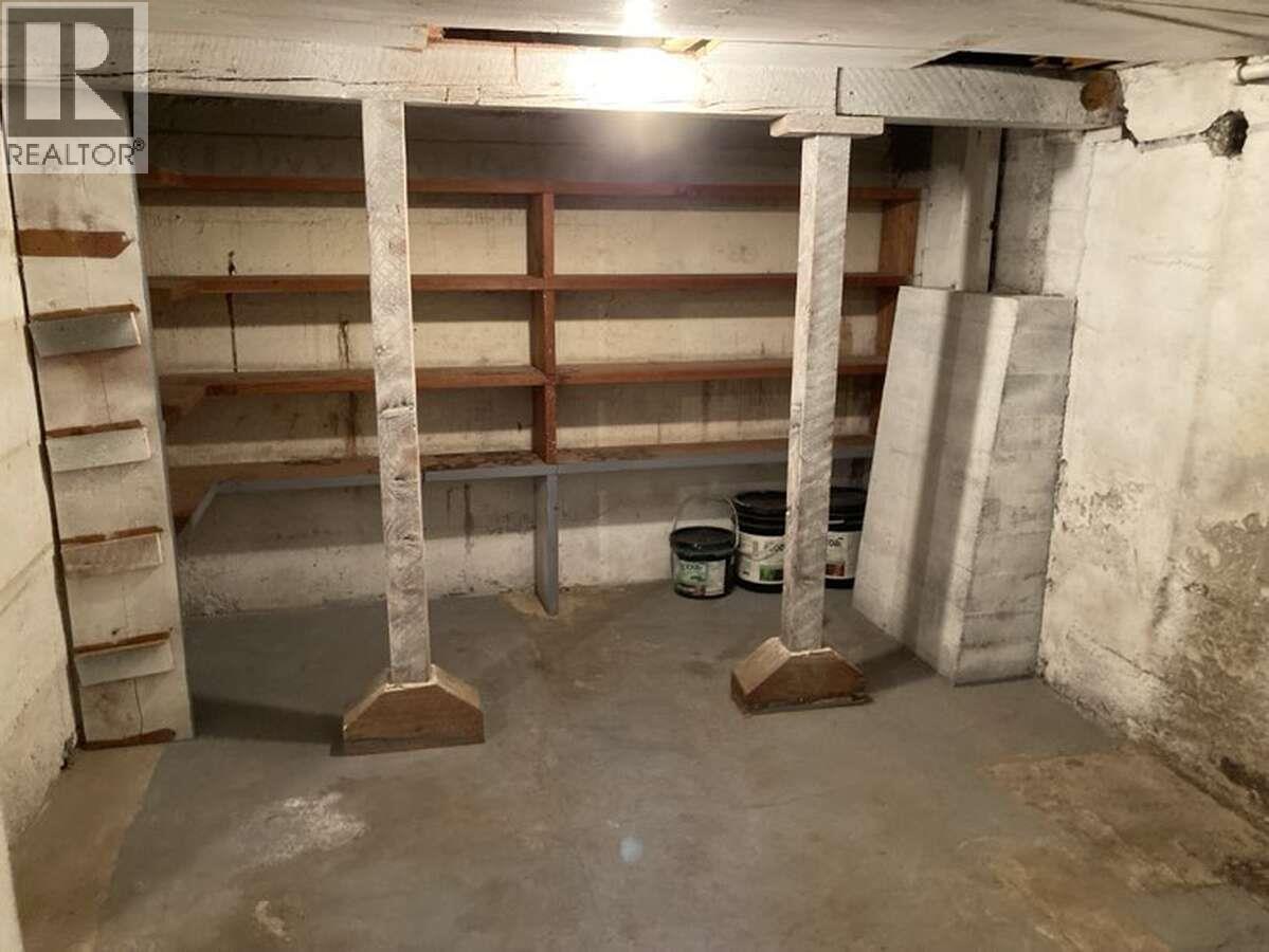 456 FOURTH Avenue, Midway