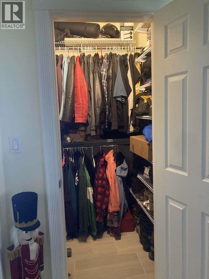 456 FOURTH Avenue, Midway