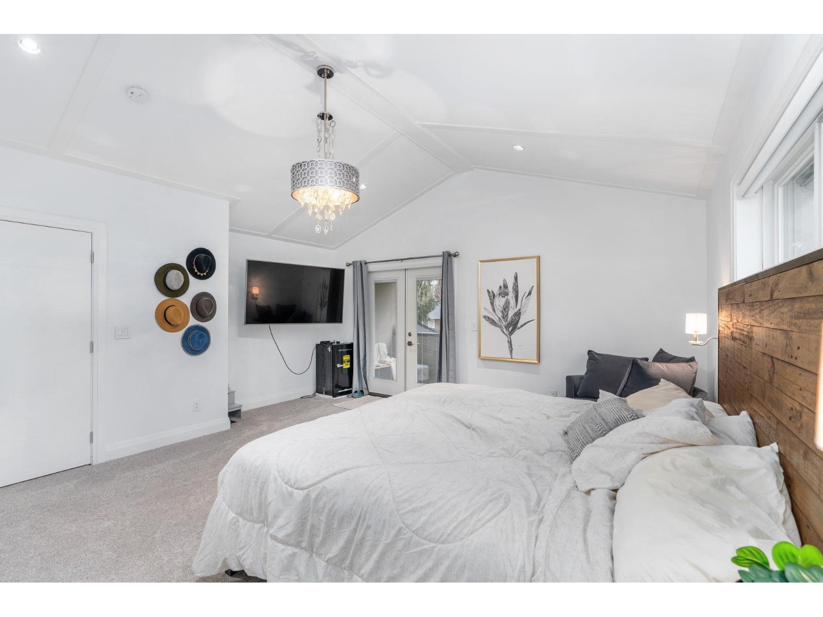 11897 82 Avenue, Delta