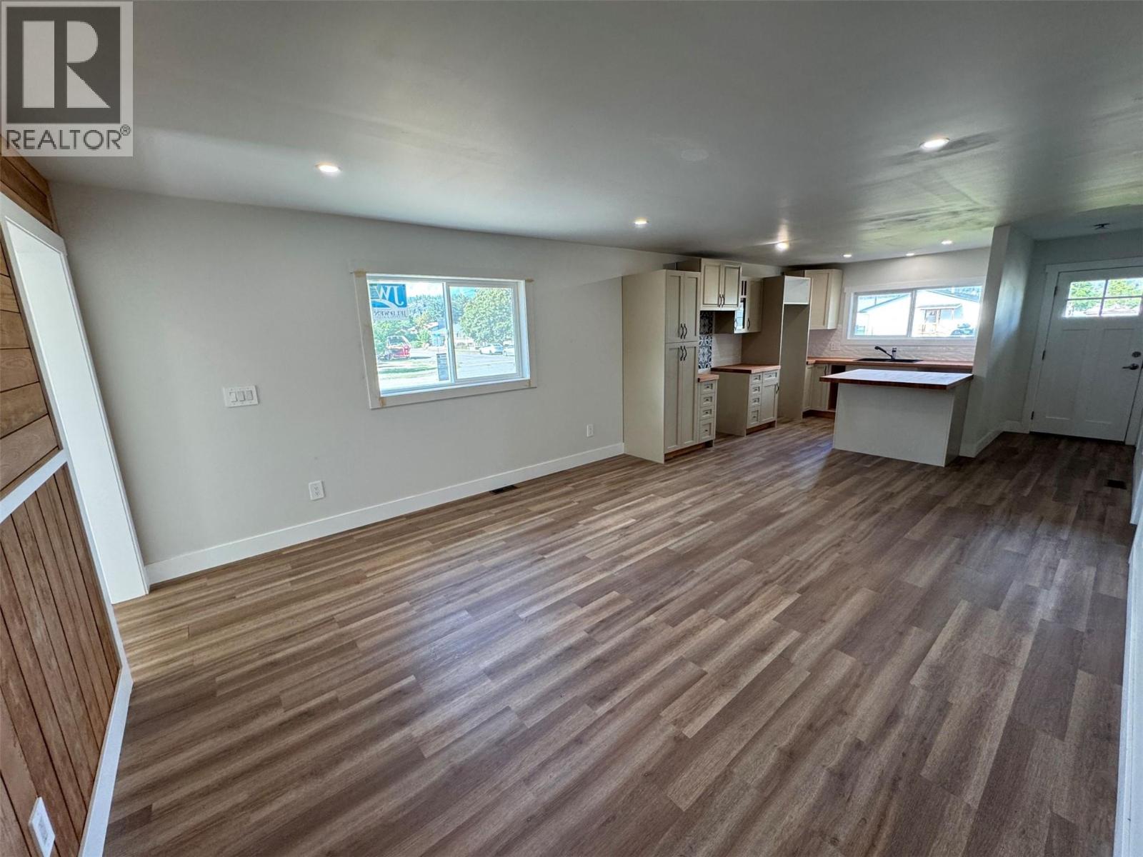 7145 22nd Street, Grand Forks