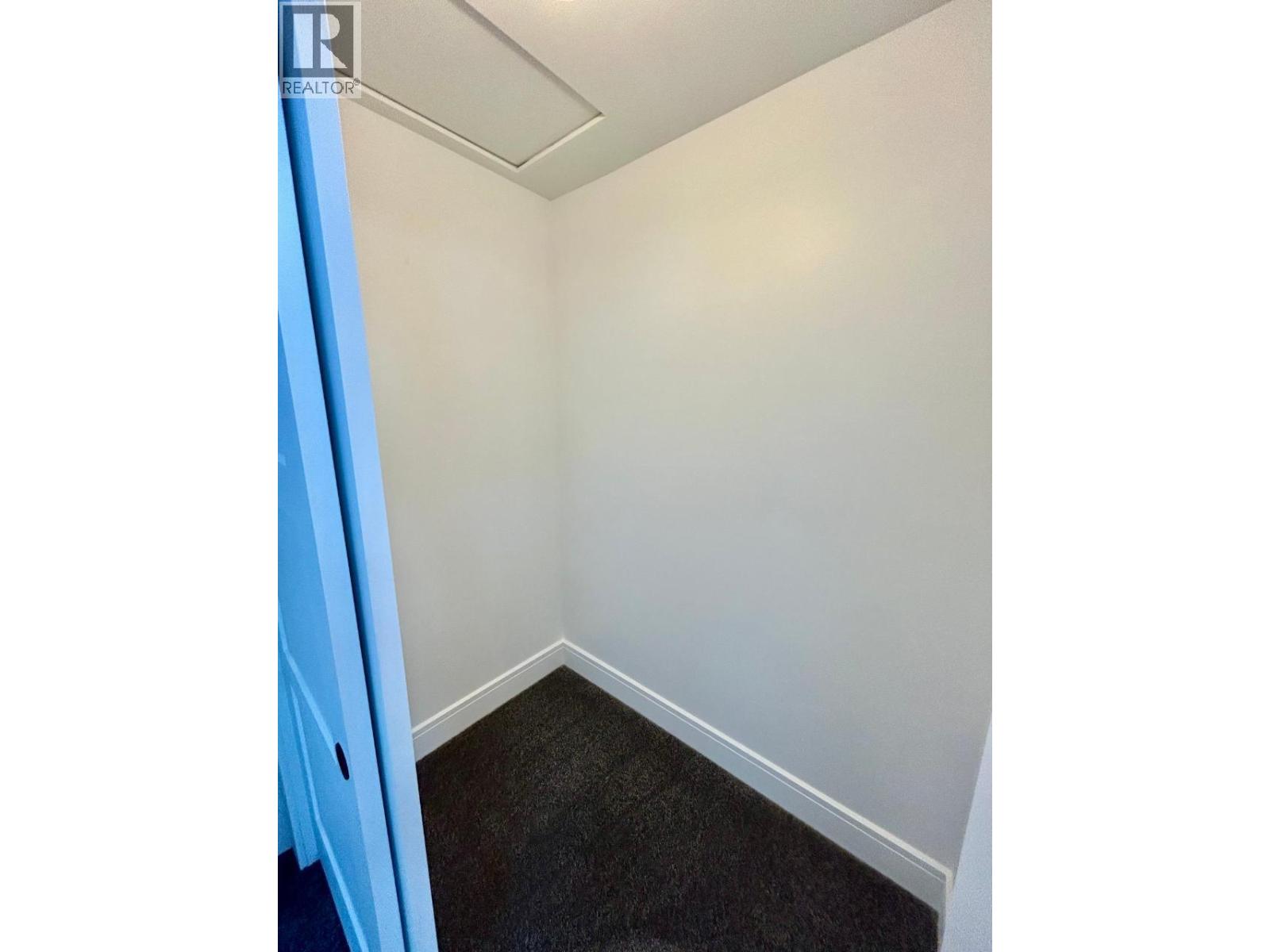 1365 BURFIELD Drive - 24