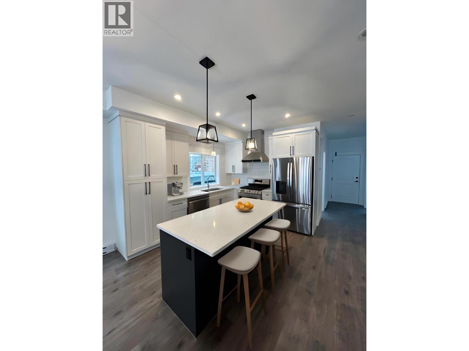 1367 BURFIELD Drive - 4