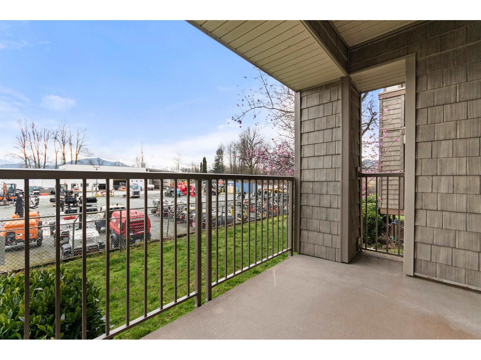 108 45555 YALE ROAD, Chilliwack Proper South, Chilliwack