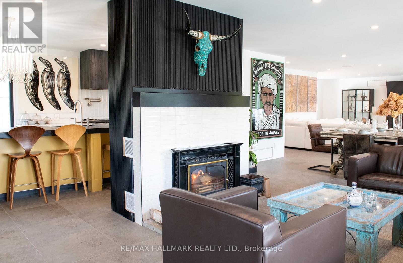 100B HAYDEN ROAD N - 11