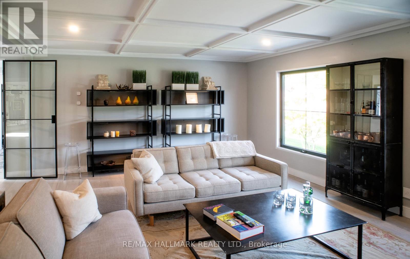 100B HAYDEN ROAD N - 23