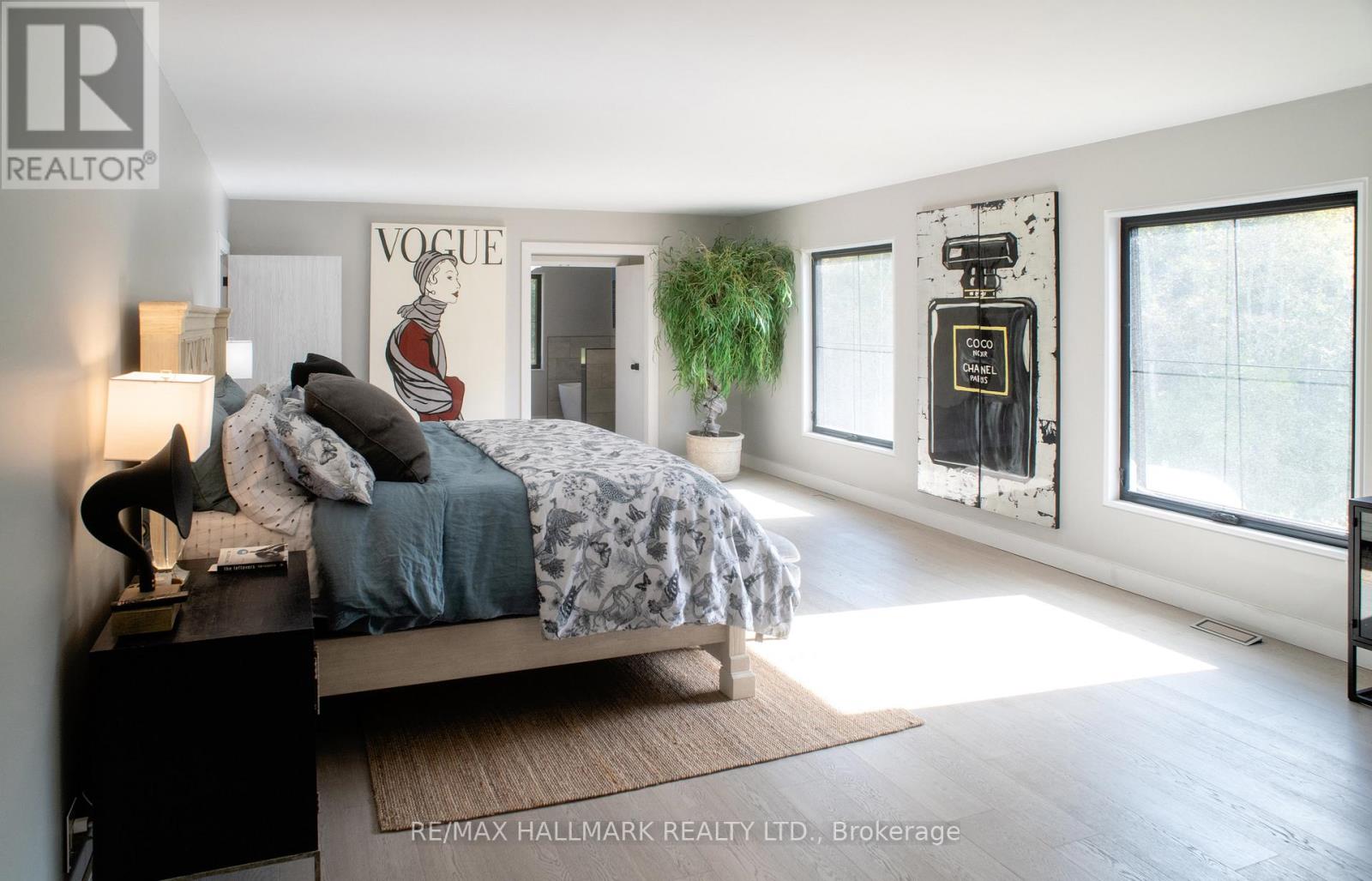 100B HAYDEN ROAD N - 24