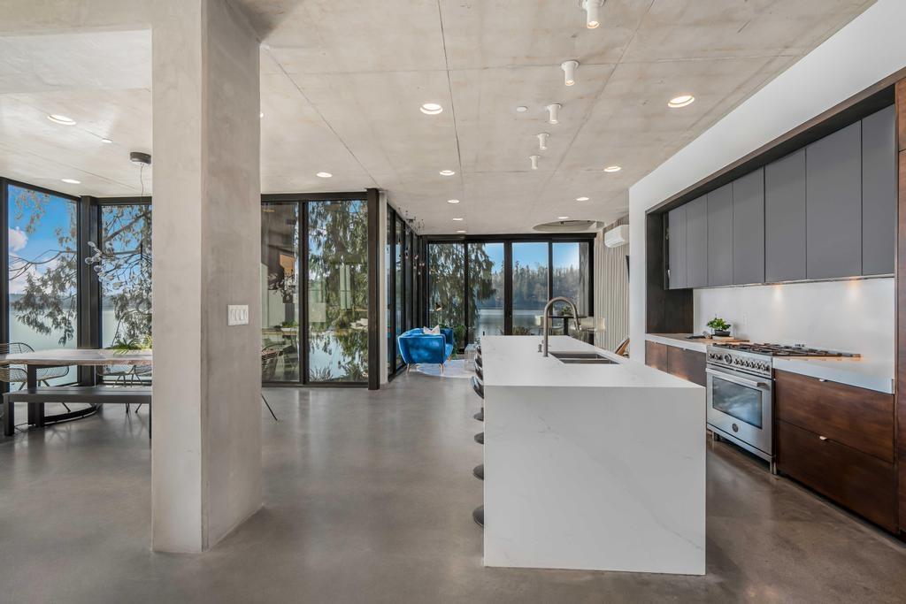 9791 HALL STREET, Mission