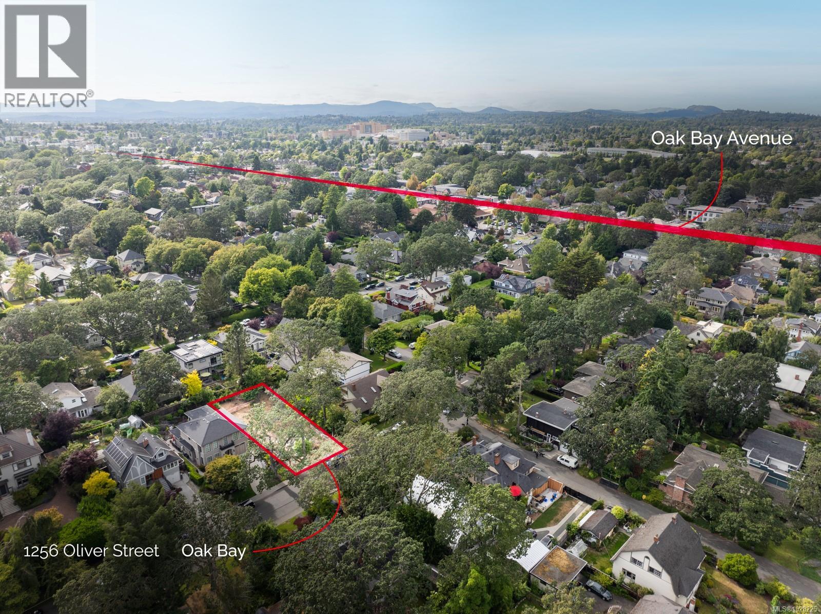 1256 Oliver St, Oak Bay