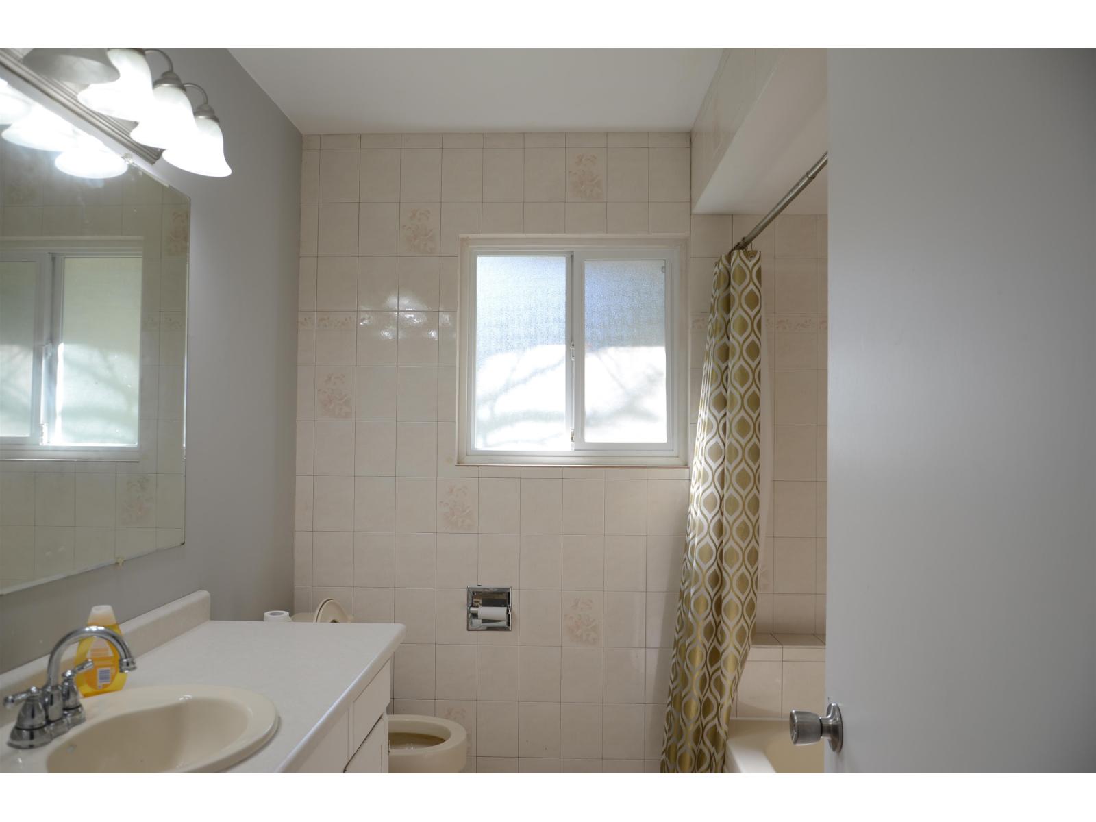 6759 CARNCROSS CRESCENT, Delta