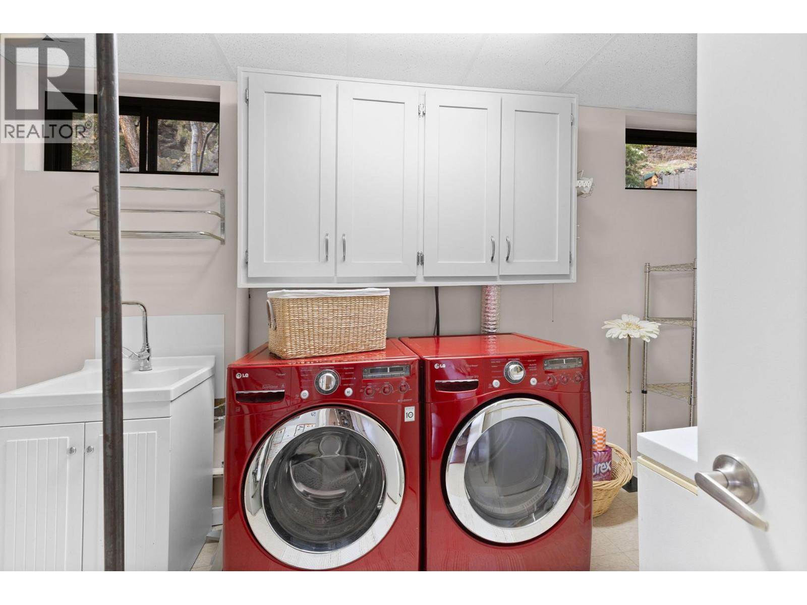 2740 Lakeridge Road, West Kelowna