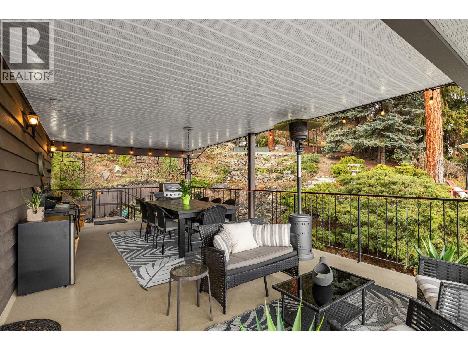 2740 Lakeridge Road, West Kelowna