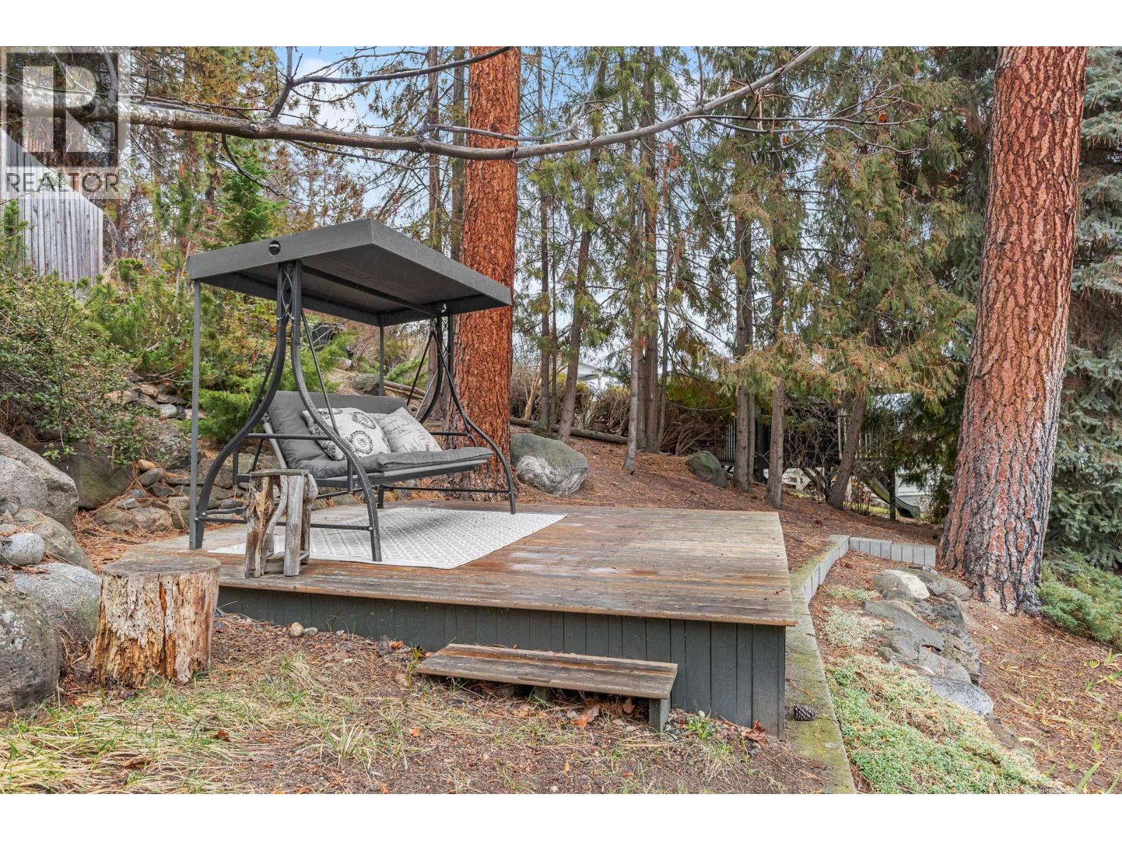 2740 Lakeridge Road, West Kelowna