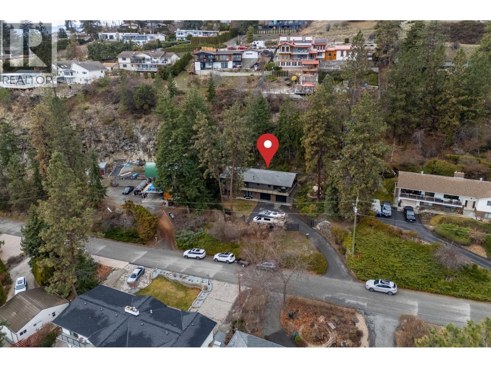 2740 Lakeridge Road, West Kelowna