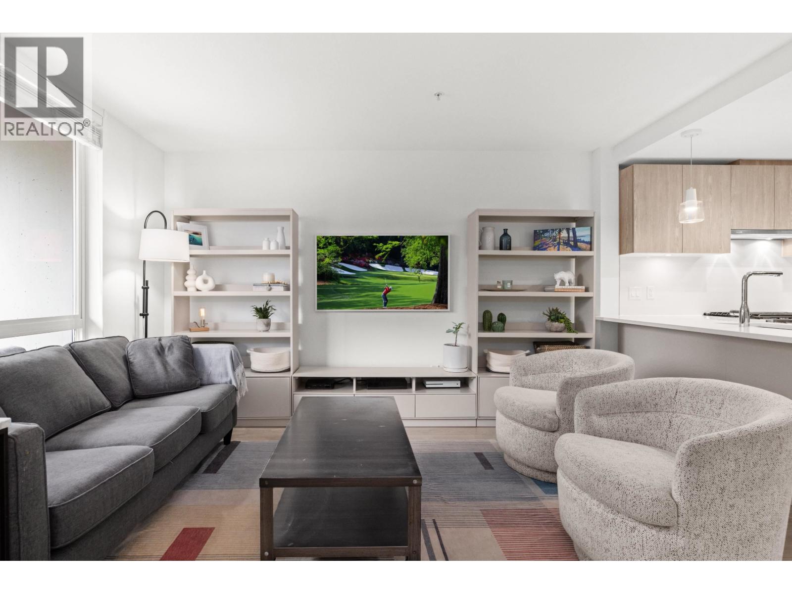 TH5 128 E 8TH STREET, North Vancouver