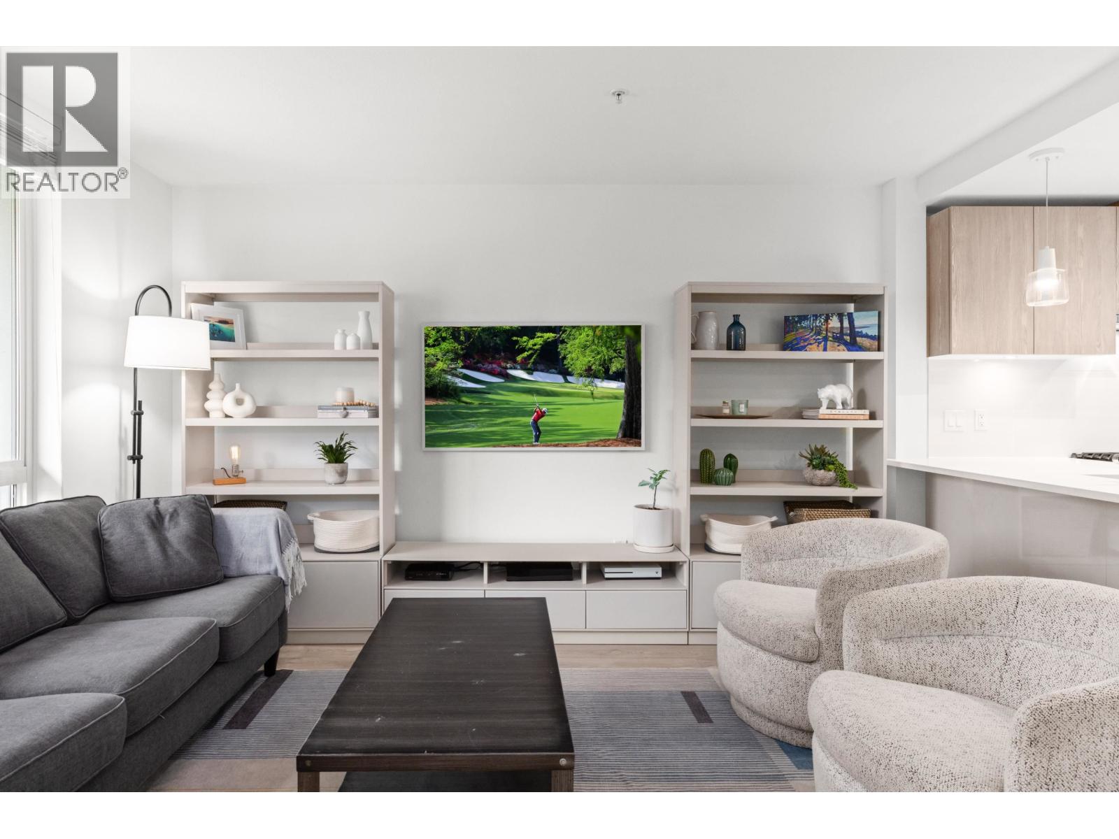 TH5 128 E 8TH STREET, North Vancouver