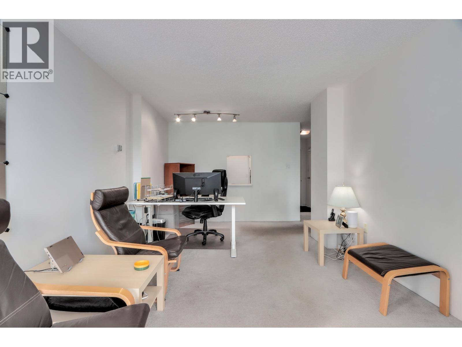 510 2008 FULLERTON AVENUE