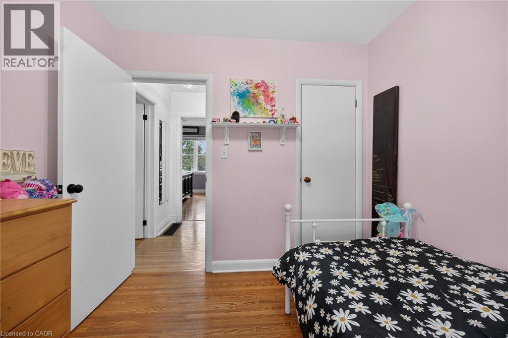 248 SENECA AVENUE - 23