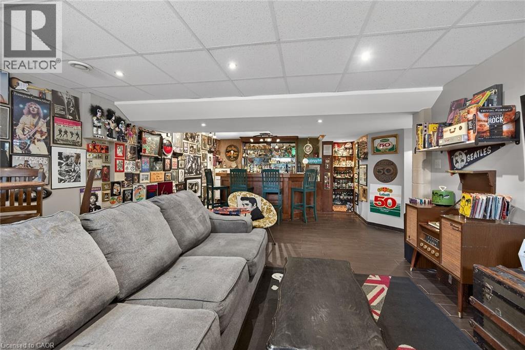 248 SENECA AVENUE - 29