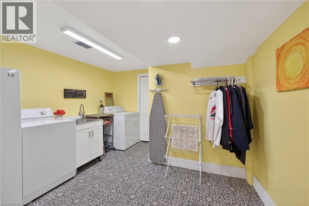 248 SENECA AVENUE - 36