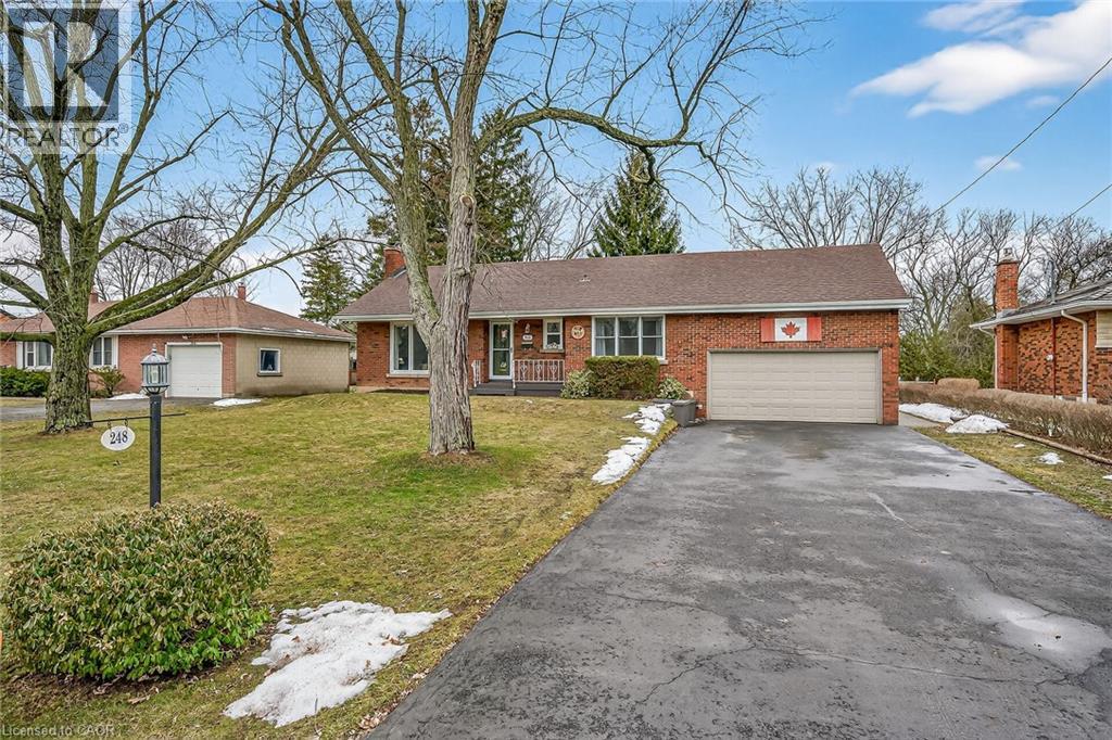 248 SENECA AVENUE - 37