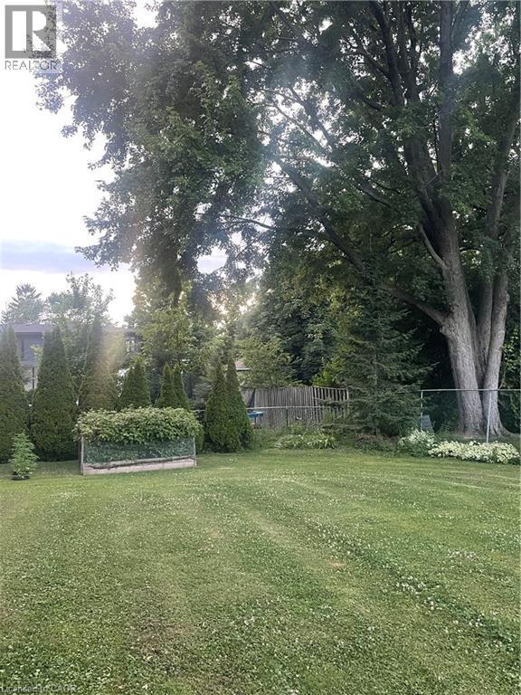 248 SENECA AVENUE - 42