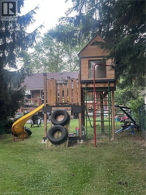 248 SENECA AVENUE - 44