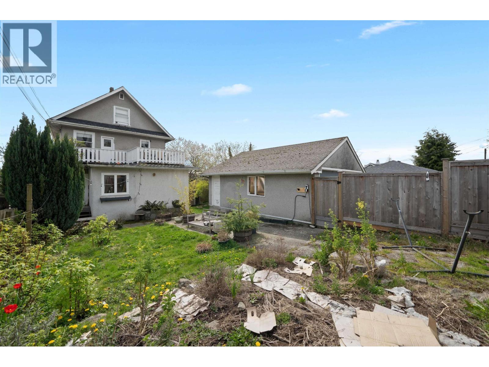 444 E 6TH STREET, North Vancouver