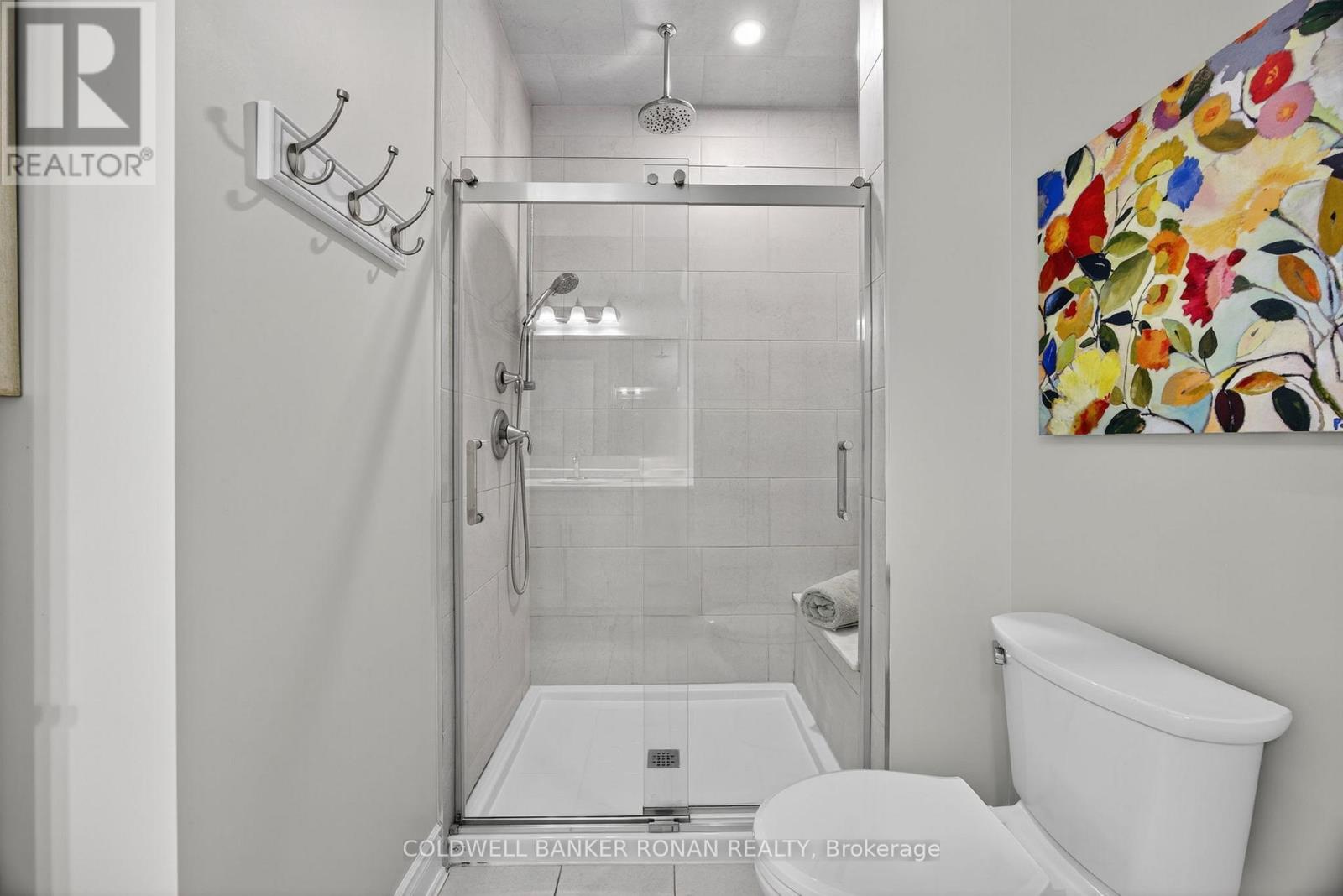 #10 73 SUMMERHILL DRIVE - 19