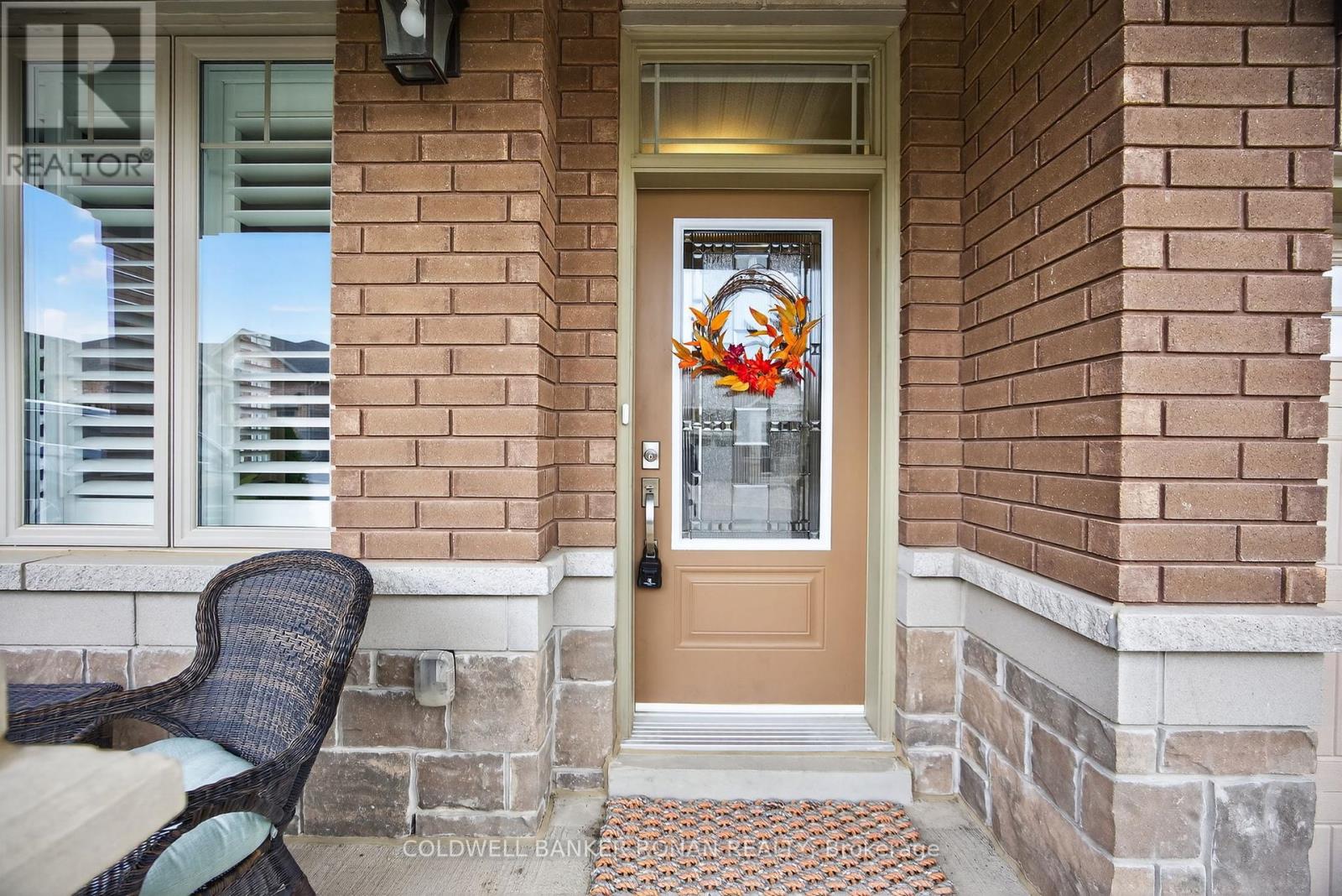 #10 73 SUMMERHILL DRIVE - 2
