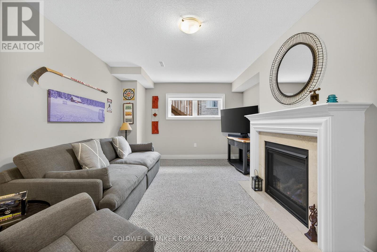 #10 73 SUMMERHILL DRIVE - 20