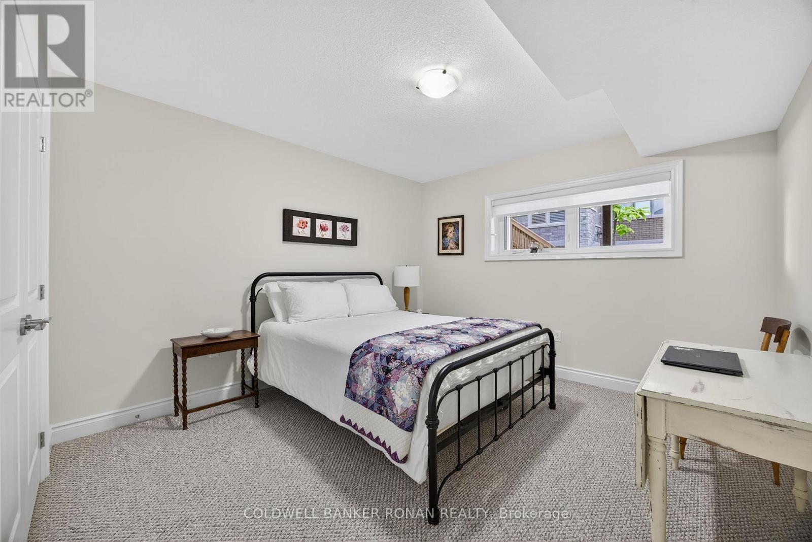 #10 73 SUMMERHILL DRIVE - 22