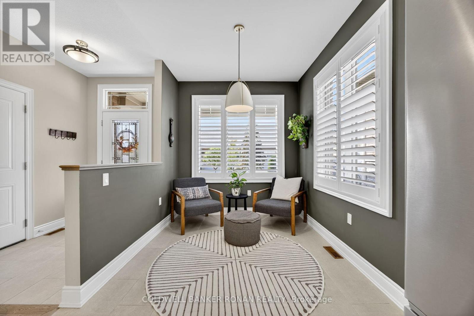 #10 73 SUMMERHILL DRIVE - 4