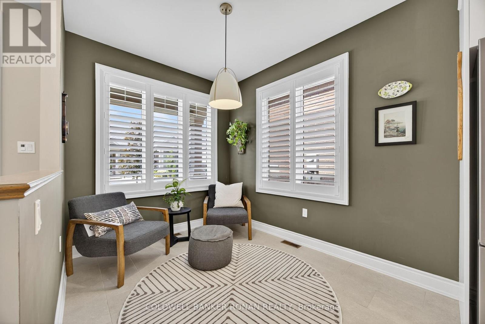 #10 73 SUMMERHILL DRIVE - 5