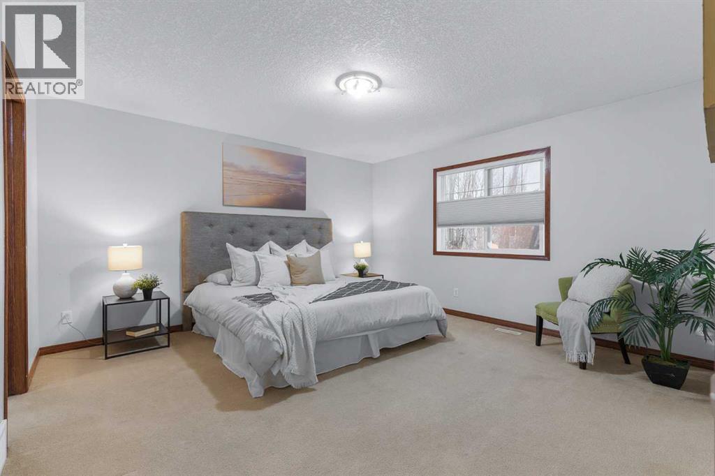 
          1409 Kings Heights Boulevard Southeast
            <br/>
            <span>Airdrie</span>
            , 
            <span>AB</span>
             <span>T4A0A1</span>
         - Photo 21