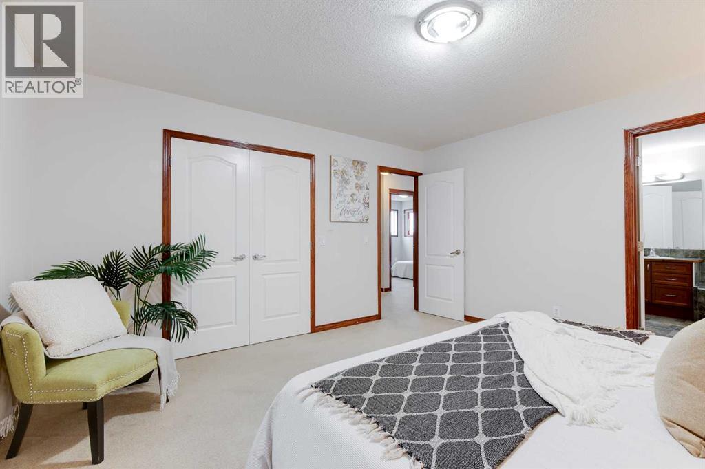 
          1409 Kings Heights Boulevard Southeast
            <br/>
            <span>Airdrie</span>
            , 
            <span>AB</span>
             <span>T4A0A1</span>
         - Photo 22