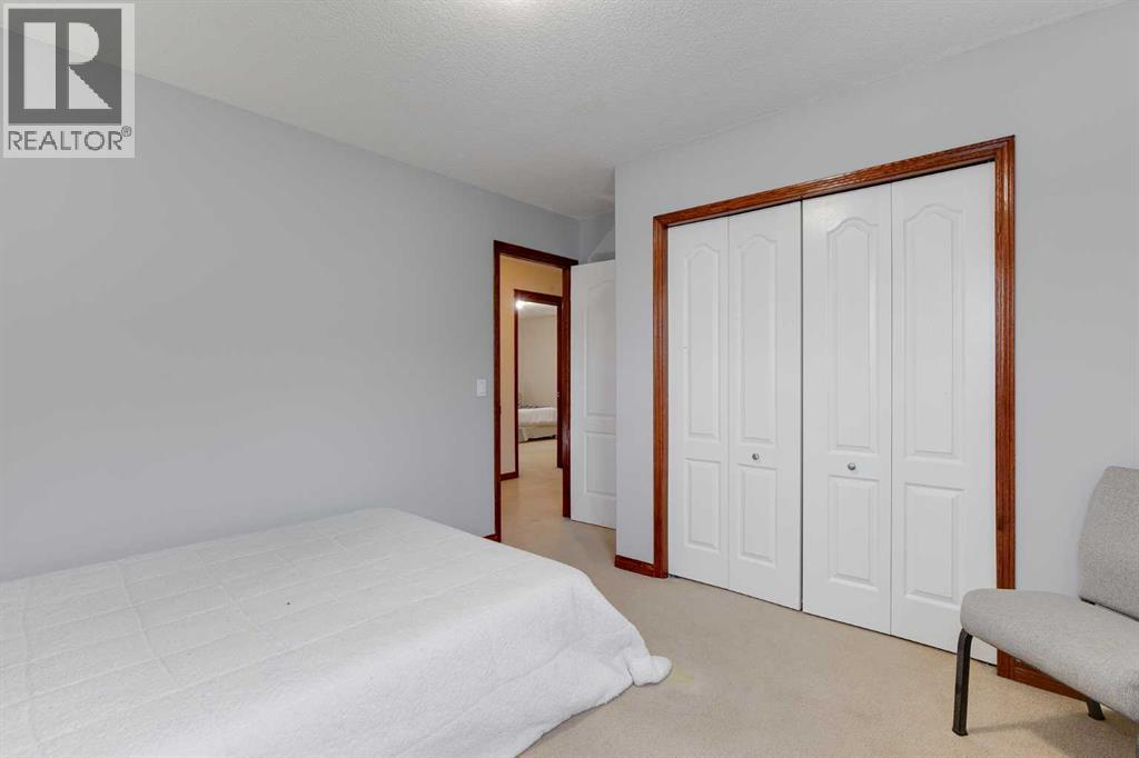 
          1409 Kings Heights Boulevard Southeast
            <br/>
            <span>Airdrie</span>
            , 
            <span>AB</span>
             <span>T4A0A1</span>
         - Photo 28