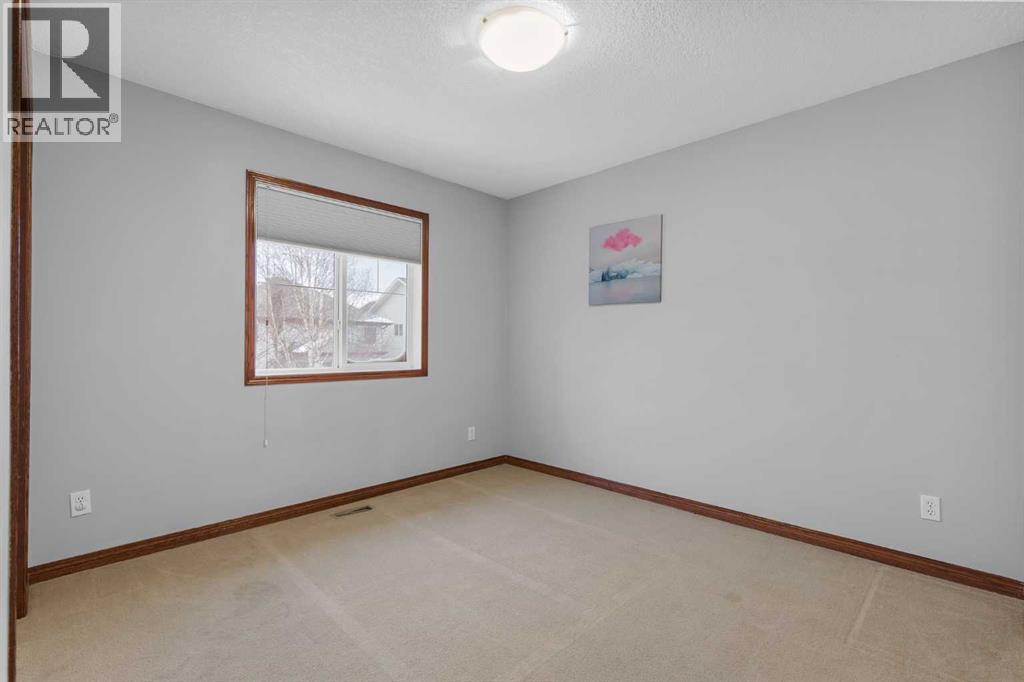 
          1409 Kings Heights Boulevard Southeast
            <br/>
            <span>Airdrie</span>
            , 
            <span>AB</span>
             <span>T4A0A1</span>
         - Photo 30