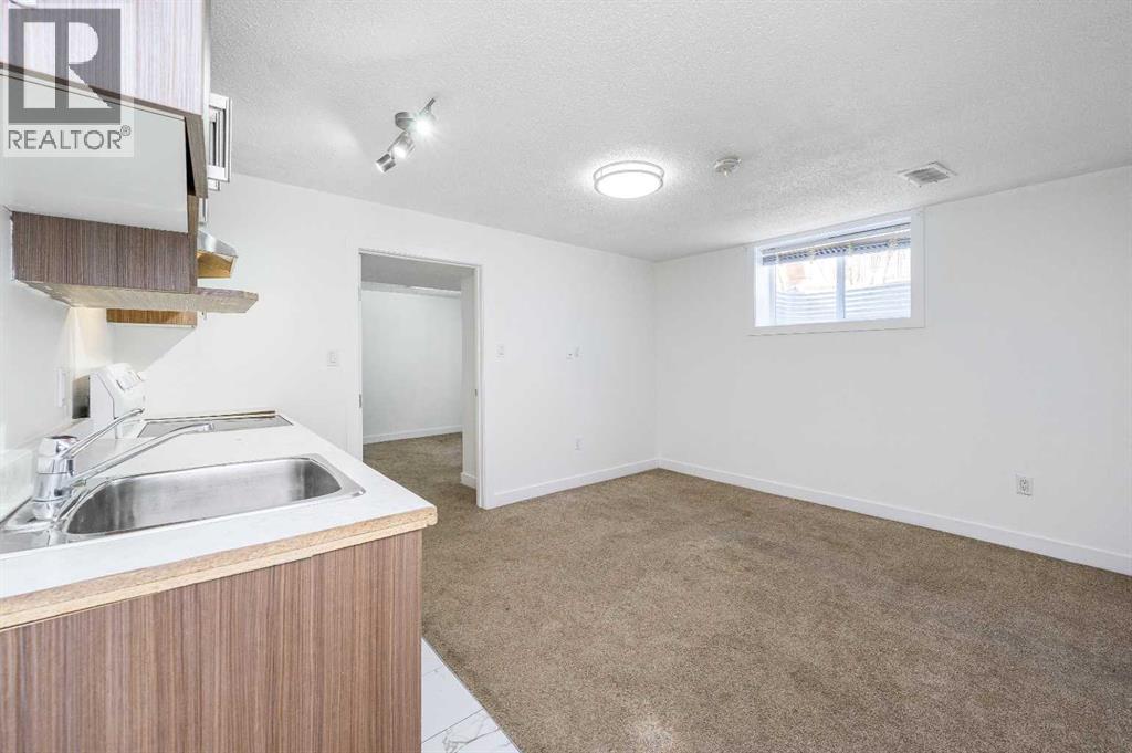 Single Family House for Sale in  Whitworth Way NE Whitehorn Calgary 