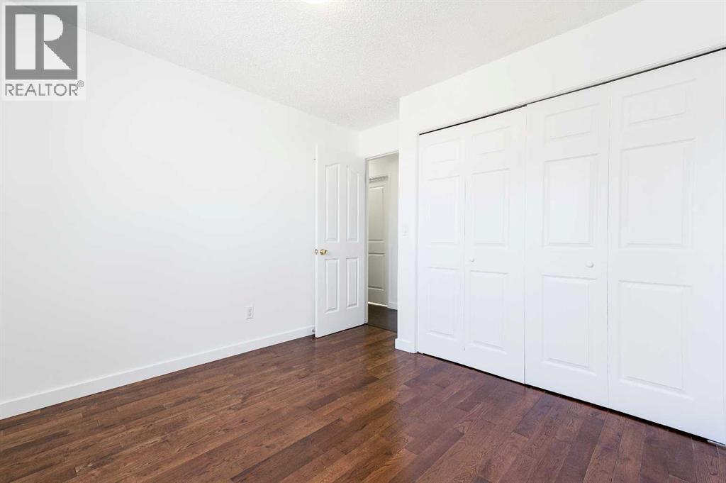 Single Family House for Sale in  Whitworth Way NE Whitehorn Calgary 