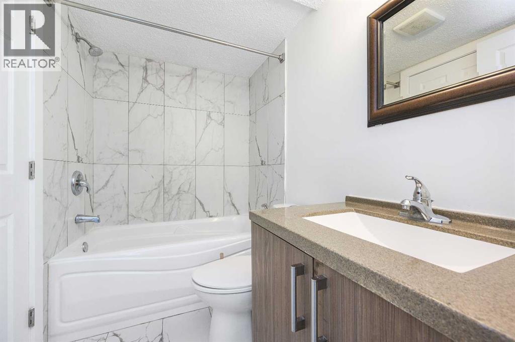 Single Family House for Sale in  Whitworth Way NE Whitehorn Calgary 