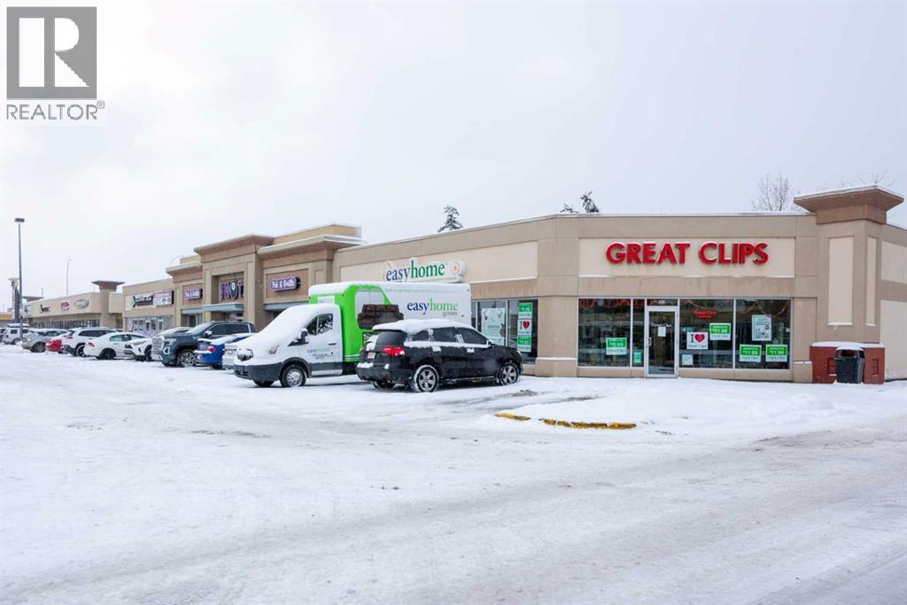 Single Family House for Sale in  Whitworth Way NE Whitehorn Calgary 