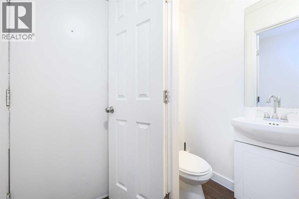 Single Family House for Sale in  Whitworth Way NE Whitehorn Calgary 