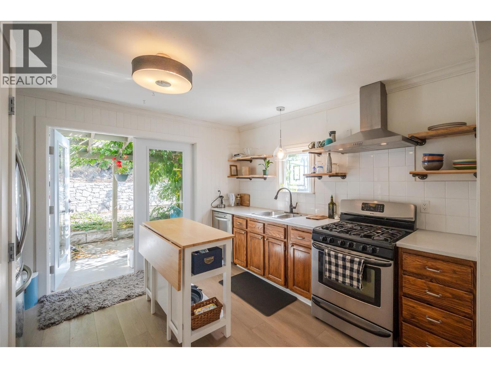  294 Norton Street, Penticton