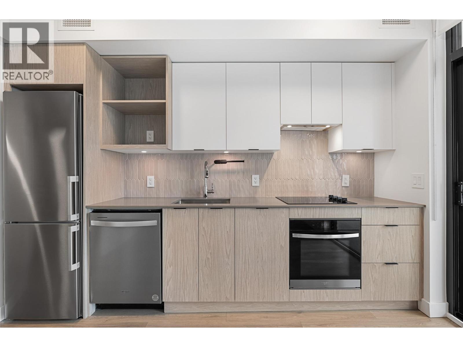 1001 1488 Bertram Street, Kelowna