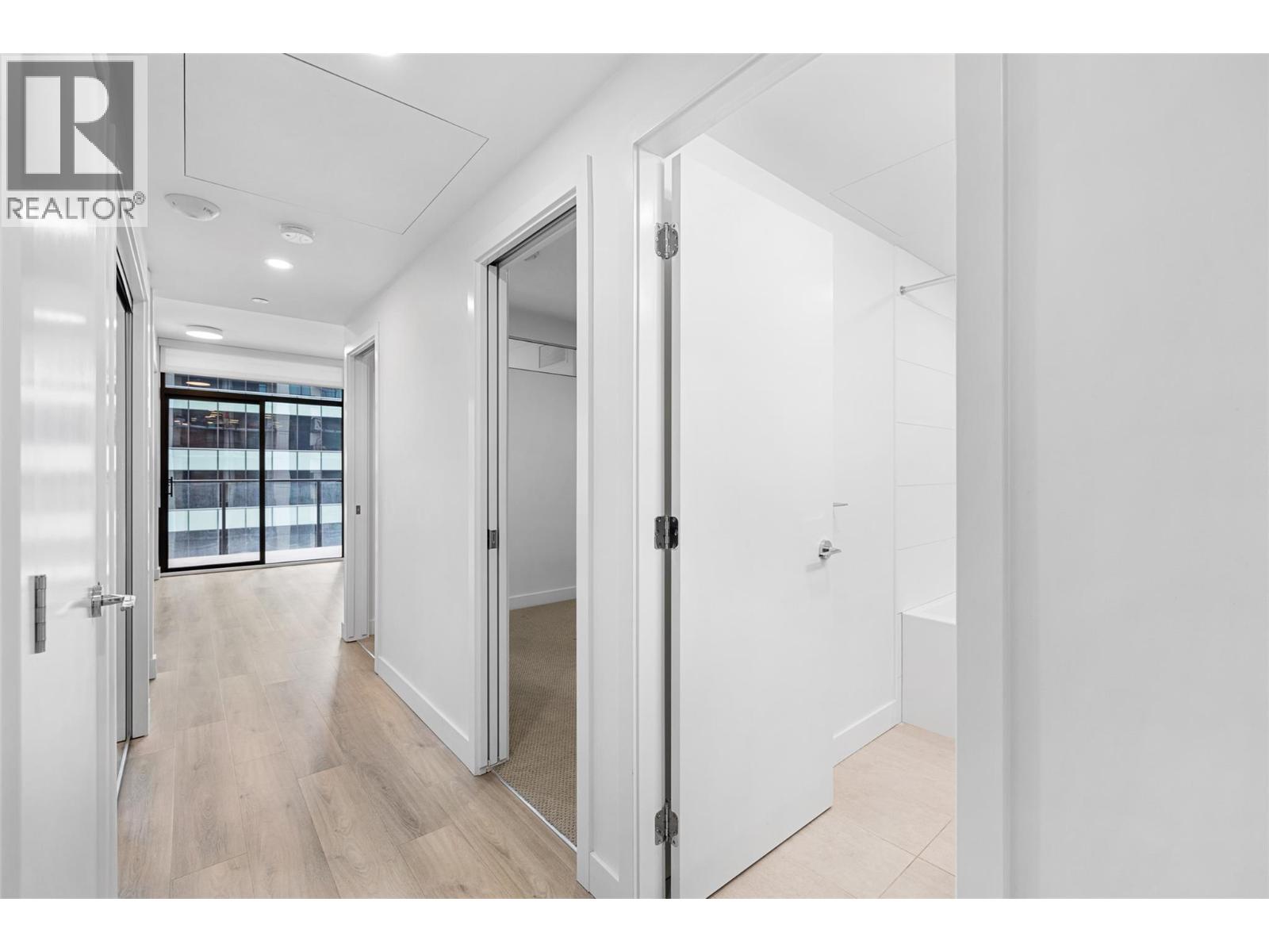 1001 1488 Bertram Street, Kelowna