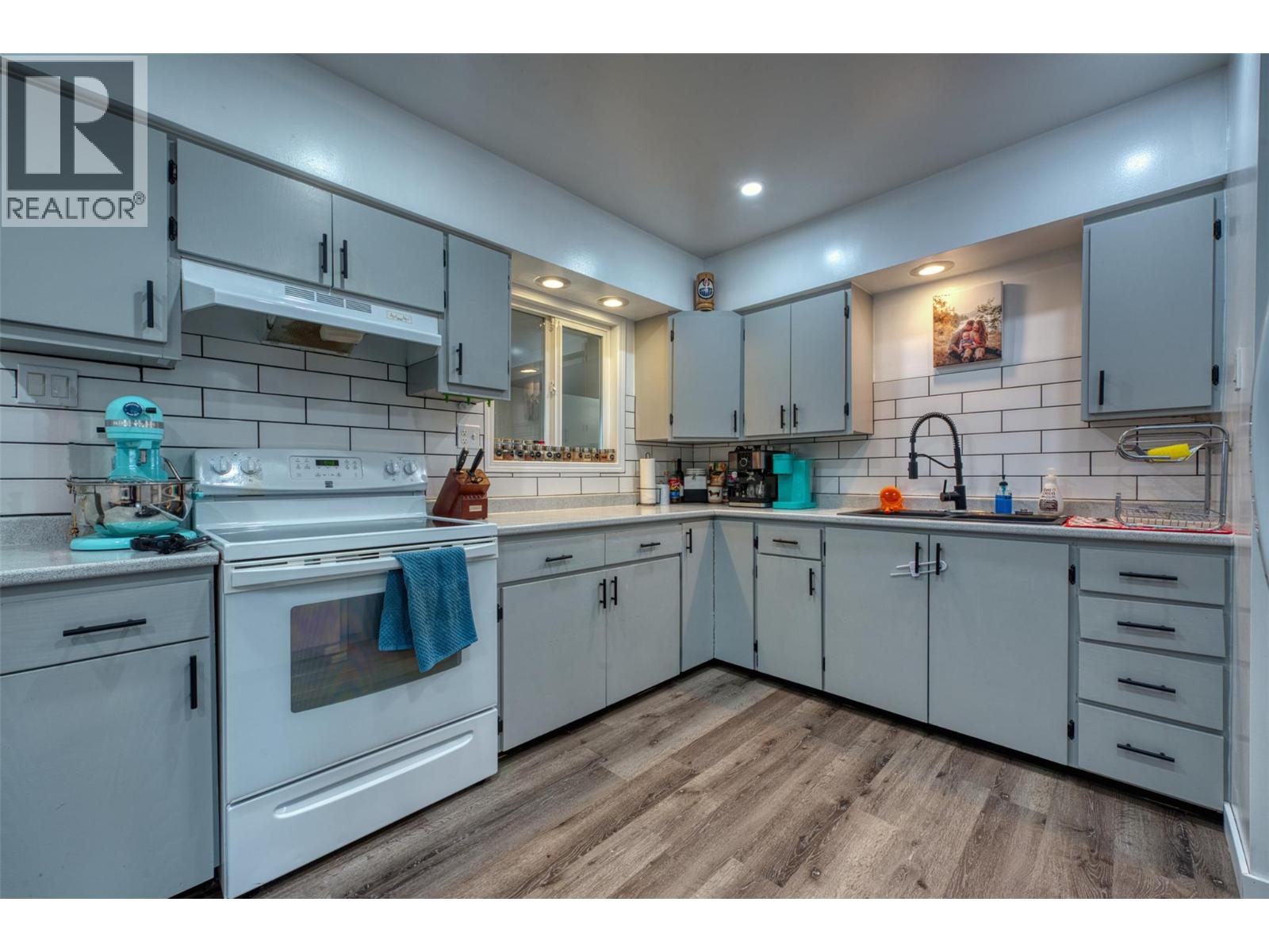 3304 16 Street, Vernon