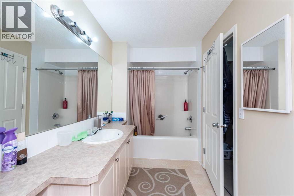 Single Family House for Sale in  Tarington Way NE Taradale Calgary 