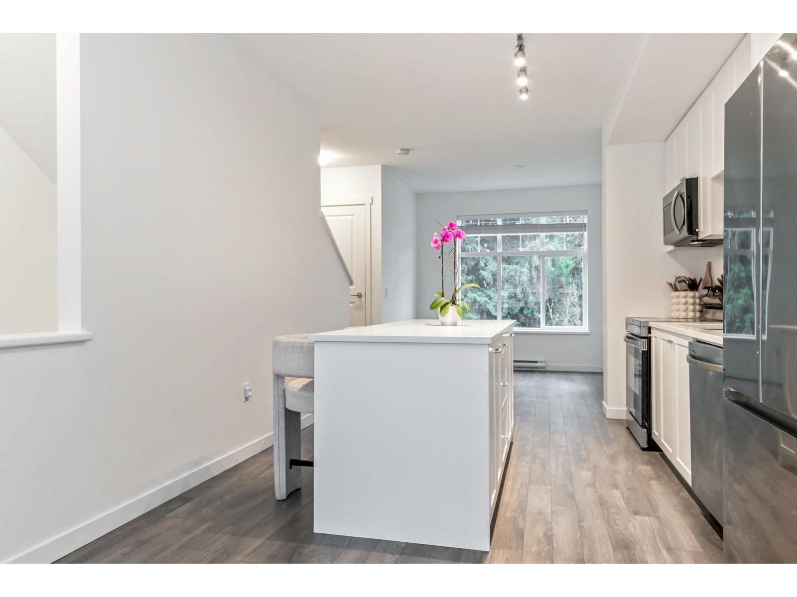 2 Bed, 3 Bath Townhouse for Sale in Surrey – 74 15778 85 AVENUE, Surrey – MLS# R3097479 - Image 17