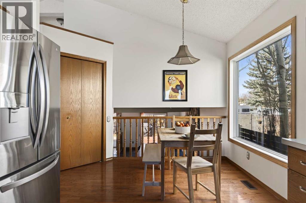 Single Family House 4 Level for Sale in  Riverbirch Place SE Riverbend Calgary 