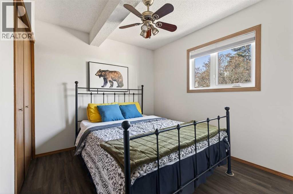 Single Family House 4 Level for Sale in  Riverbirch Place SE Riverbend Calgary 